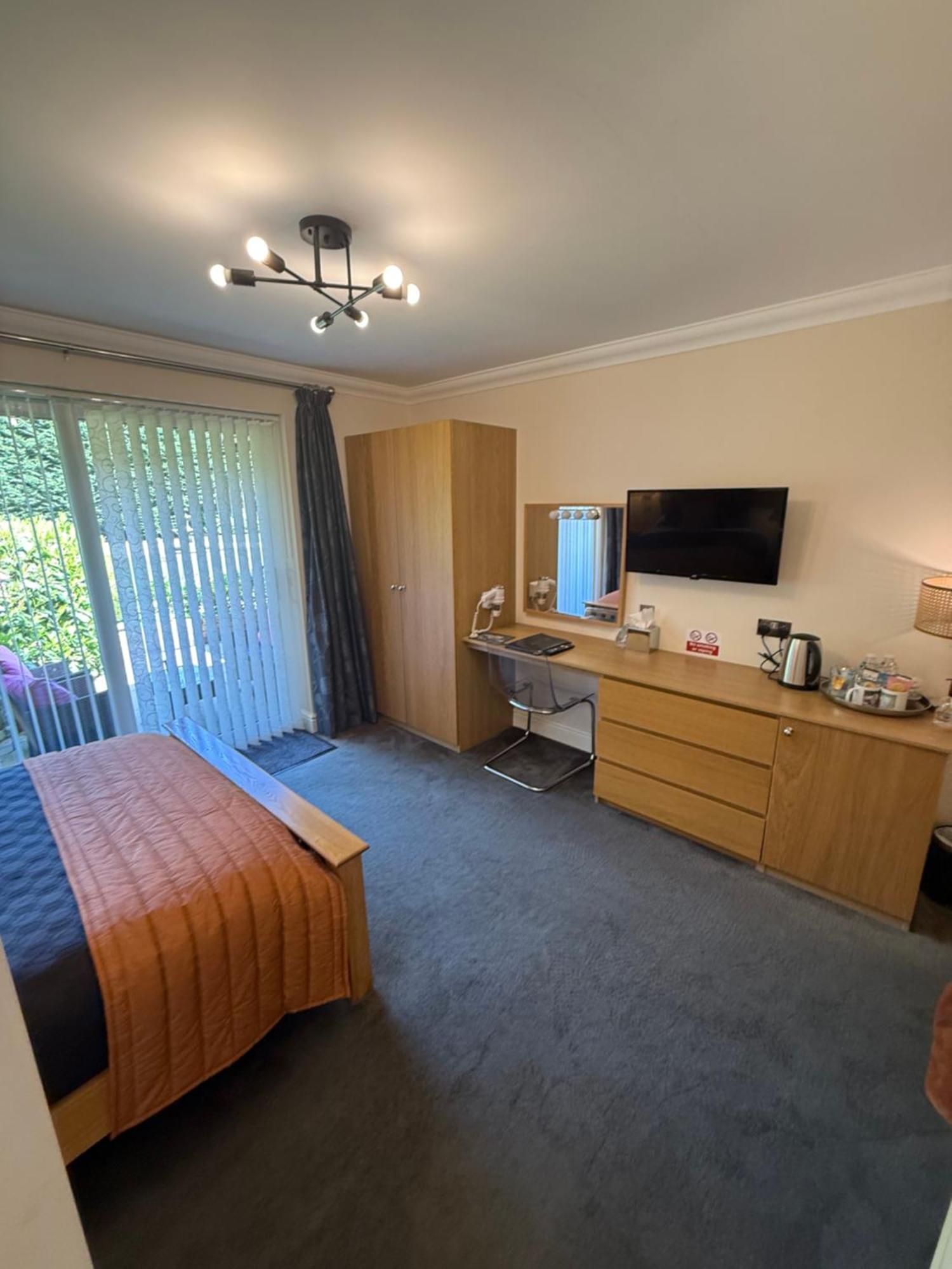 Barncroft Luxury Bed & Breakfast Solihull Dış mekan fotoğraf